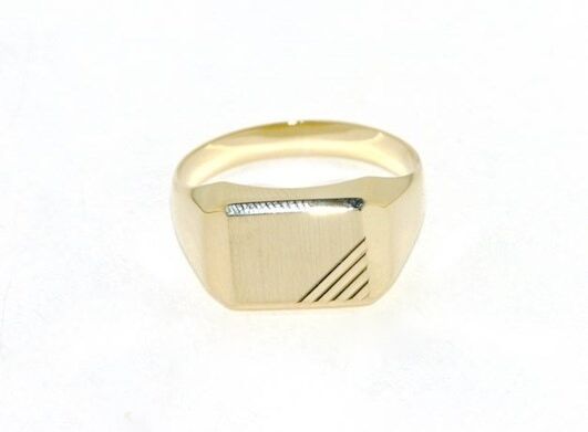 18k yellow gold band man ring rectangular engravable satin smooth made in Italy