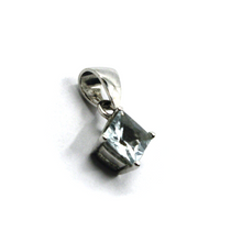 Load image into Gallery viewer, solid 18k white gold princess cut 1 carat 6.5mm natural aquamarine pendant.
