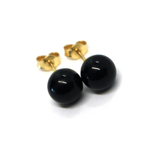 Load image into Gallery viewer, 18k yellow gold 8mm 0.31&quot; spheres balls black agate button stud earrings.
