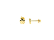 Load image into Gallery viewer, 18k yellow gold flat small baby girl 5mm flower daisy earrings butterfly closure.
