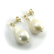 Load image into Gallery viewer, 18k yellow gold pendant 30mm 1.2&quot; earrings with big 20mm drop white pearls
