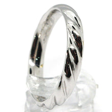 Charger l&#39;image dans la galerie, 18k white gold band braided ring, braid woven, smooth, made in Italy.

