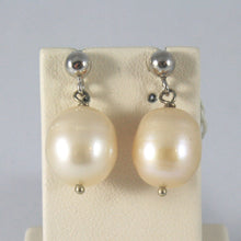 Load image into Gallery viewer, SOLID 18K WHITE GOLD EARRINGS, WITH PEARLS, LENGTH 0,87 INCHES, MADE IN ITALY..
