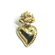 Load image into Gallery viewer, 18K YELLOW GOLD SMALL 17mm SACRED HEART OF JESUS PENDANT, MADE IN ITALY.
