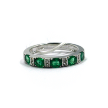 Load image into Gallery viewer, 18k white gold band square ring oval green emeralds 0.87ct &amp; diamonds 0.08ct.
