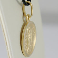 Load image into Gallery viewer, solid 18k yellow gold Madonna Virgin Mary Our Lady of Loreto Patron aviation medal pendant, 17 mm.
