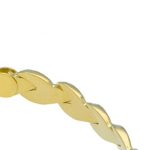 Load image into Gallery viewer, 18K YELLOW GOLD FLAT 5-10mm ONDULATE SMOOTH AND SATIN FLOWER CHOKER NECKLACE
