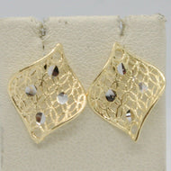 SOLID 18K YELLOW GOLD PENDANT EARRINGS FINELY WORKED ONDULATE LEAF MADE IN ITALY.
