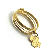 Load image into Gallery viewer, 18K YELLOW GOLD MAGICWIRE SIX WIRES RING, ELASTIC WORKED, FOUR LEAF PENDANT
