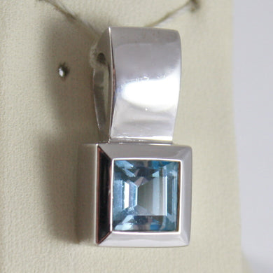 SOLID 18K WHITE GOLD PENDANT, BLUE TOPAZ CT 1.5 PRINCESS CUT MADE IN ITALY.